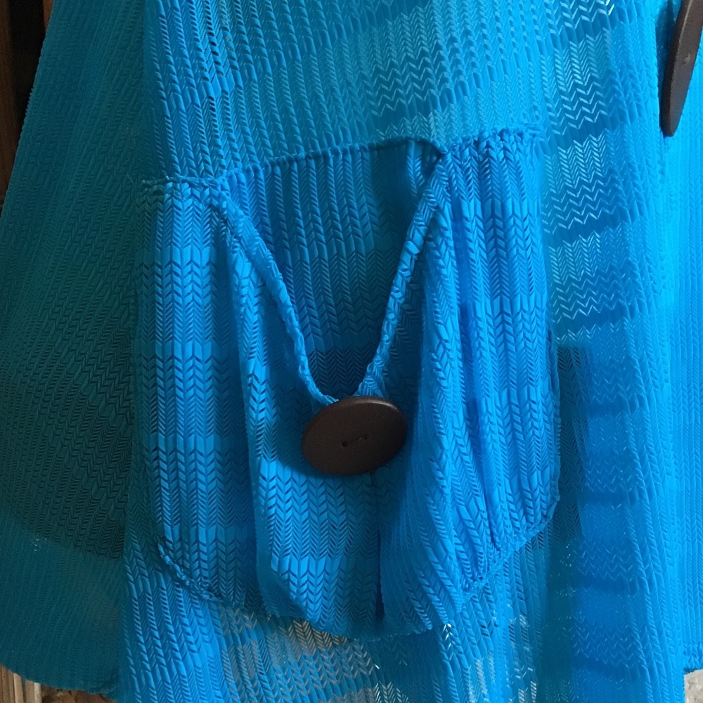 Boho NWOT Creation Beach coverup size large with pockets, button accent or top - Picture 4 of 9
